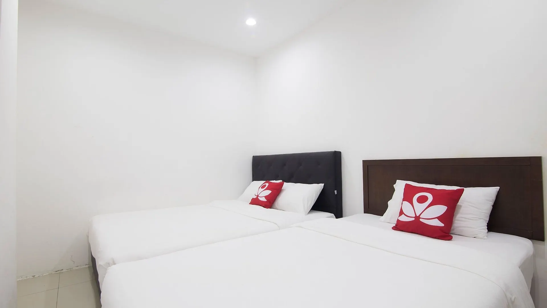 Zen Rooms Charlies Budget Hotel Τζωρτζ Τάουν
