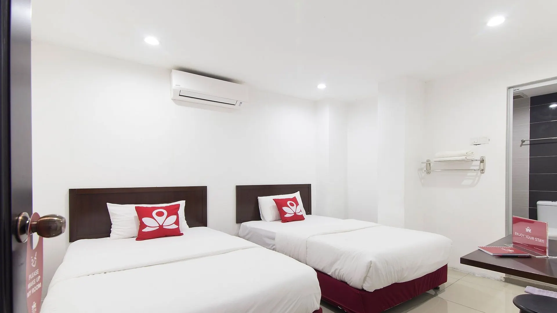 **  Zen Rooms Charlies Budget Hotel Τζωρτζ Τάουν Μαλαισία