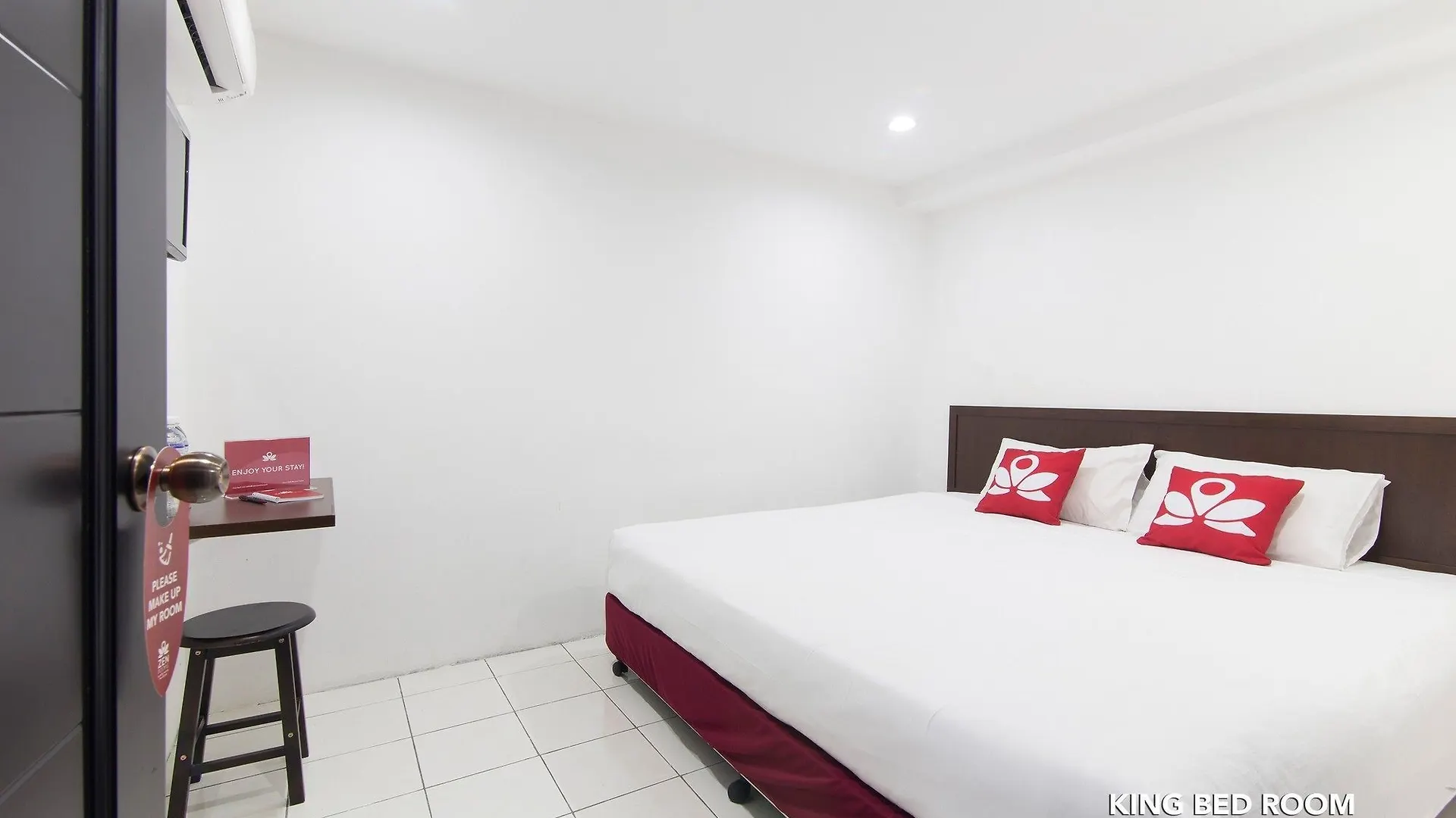 Zen Rooms Charlies Budget Hotel Τζωρτζ Τάουν